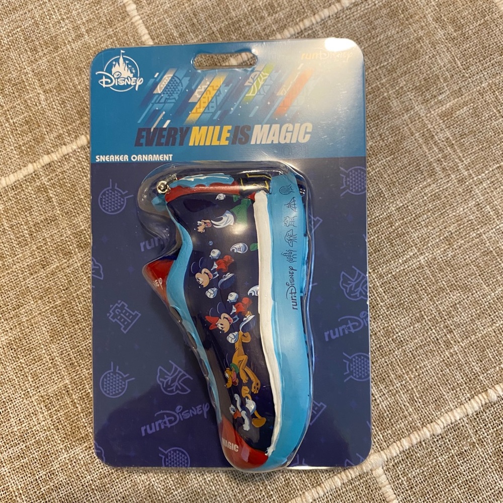 runDisney 2021 Shoe Ornament